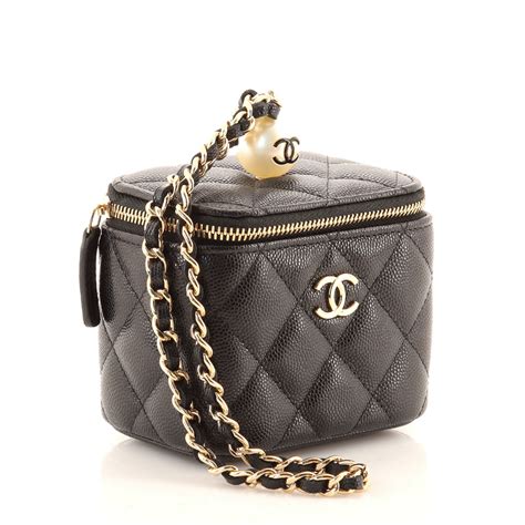 chanel small vanity case with classic chain|Chanel vanity bag 2020.